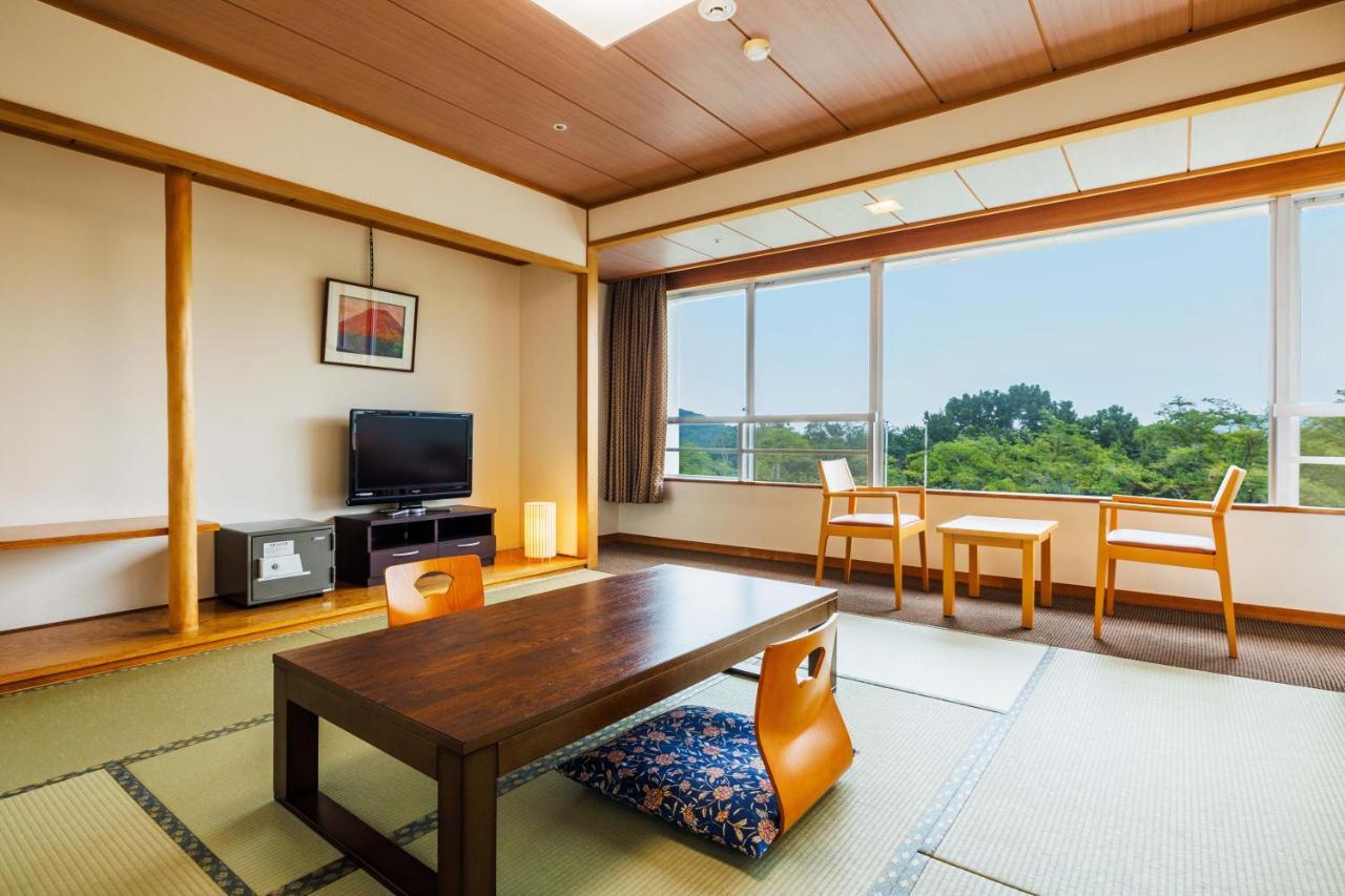 Kamenoi Hotel Nagatoro Yorii Екстер'єр фото
